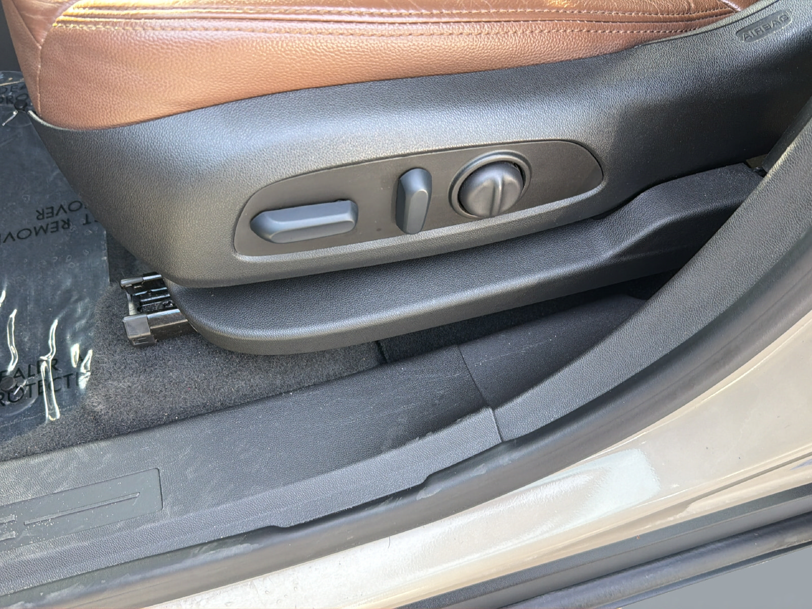 Used 2023 GMC Terrain SLE w/ Driver Convenience Package FWD image 33