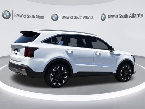 Used 2025 Kia Sorento EX w/ Panoramic Sunroof Package FWD image 28