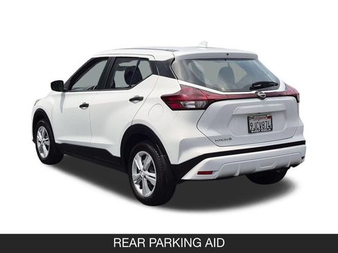 Used 2023 Nissan Kicks S FWD image 7