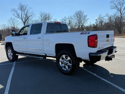 Used 2018 Chevrolet Silverado 2500 LTZ w/ Duramax Plus Package image 3