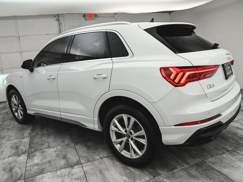 Used 2021 Audi Q3 2.0T Premium Plus w/ Premium Plus Package AWD/4WD image 4