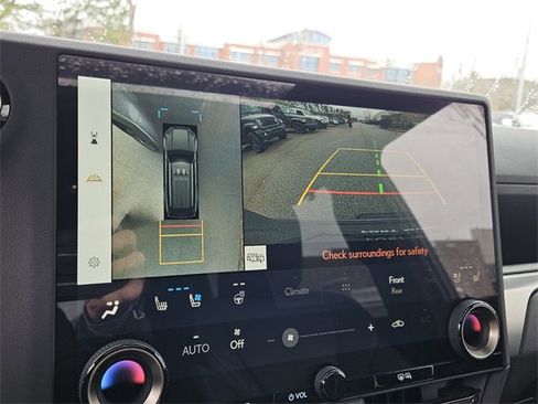 Used 2024 Lexus GX 550 w/ Cold Area Package image 23