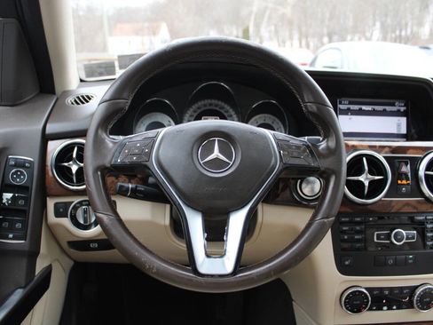 Used 2013 Mercedes-Benz GLK 350 4MATIC image 37