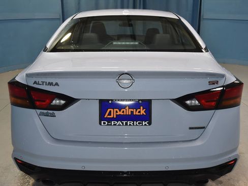 Certified 2024 Nissan Altima 2.0 SR image 24