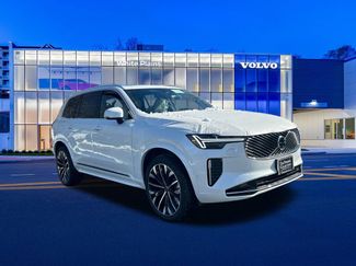 New 2026 Volvo XC90 B6 Plus w/ Protection Package Premier video 1