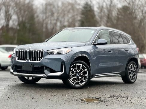 Certified 2025 BMW X1 xDrive28i w/ Technology Package image 1