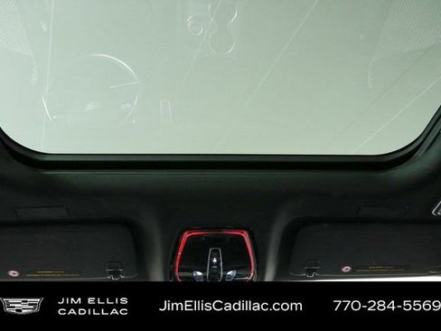 Used 2026 Cadillac Vistiq Sport image 19