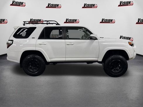 Used 2019 Toyota 4Runner image 4