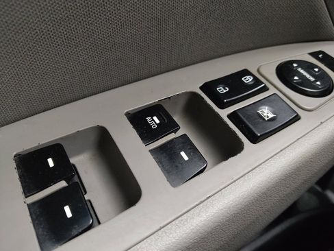 Used 2020 Hyundai Elantra Value Edition FWD image 27