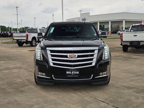 Used 2016 Cadillac Escalade 2WD image 9