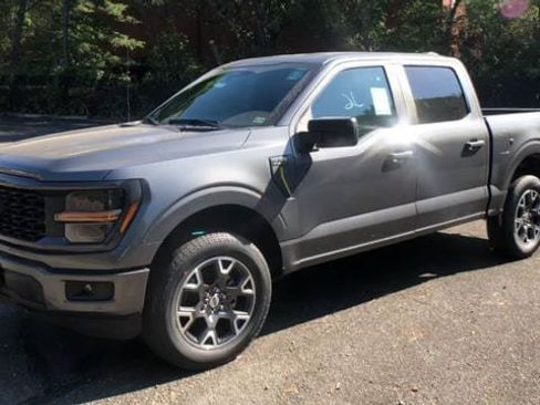 Used 2024 Ford F150 STX AWD/4WD image 4