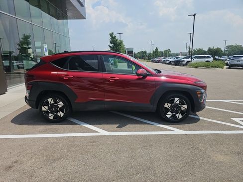Used 2024 Hyundai Kona SEL FWD image 6
