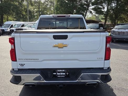 Used 2022 Chevrolet Silverado 1500 LTZ AWD/4WD image 13
