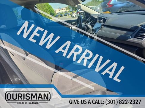 Used 2018 Honda Civic EX-L image 10