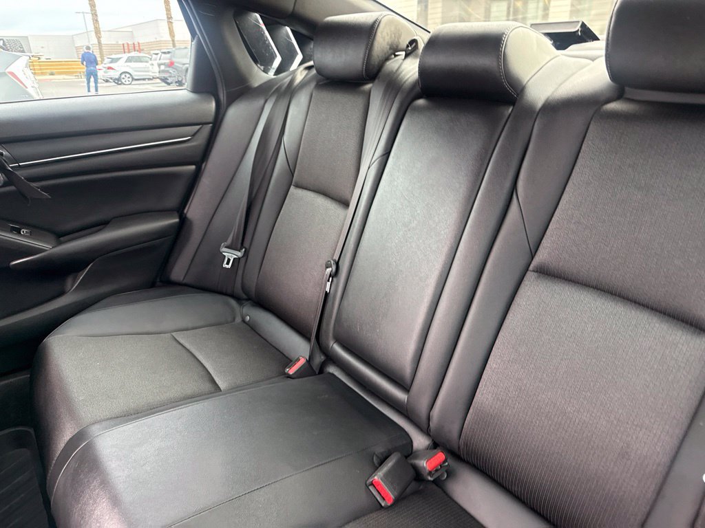 Used 2020 Honda Accord Sport image 9