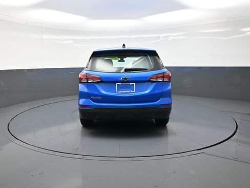 Used 2024 Chevrolet Equinox LS image 4