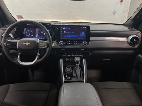 Used 2024 Chevrolet Colorado LT w/ LT Convenience Package II image 13