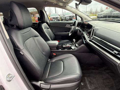 Used 2023 Kia Sportage EX image 22
