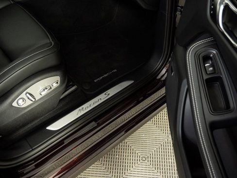 New 2026 Porsche Macan S AWD/4WD image 26