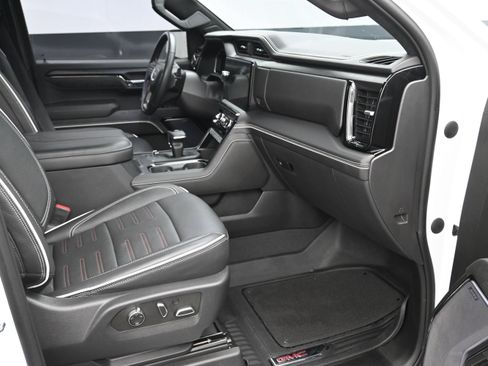 Used 2023 GMC Sierra 1500 AT4X AWD/4WD image 11