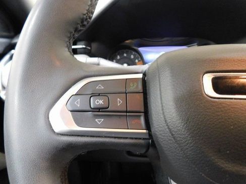 Used 2024 Jeep Compass Limited image 21