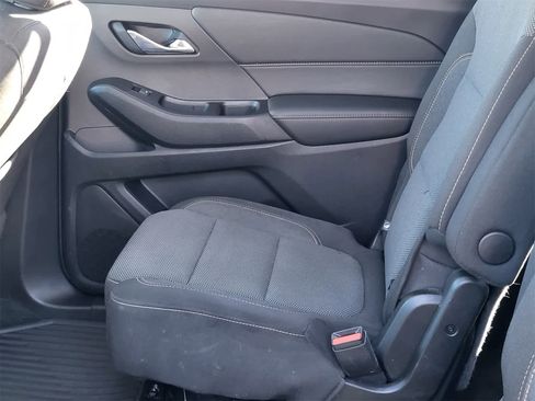 Used 2019 Chevrolet Traverse LT w/ LPO, Blackout Package image 27