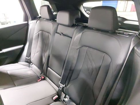 Certified 2025 BMW X3 xDrive30 w/ Premium Package AWD/4WD image 15