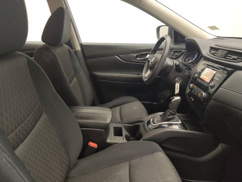Used 2017 Nissan Rogue S AWD/4WD image 21