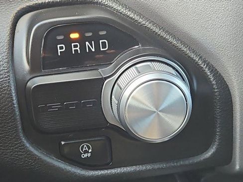 Used 2024 RAM 1500 Laramie RWD image 16