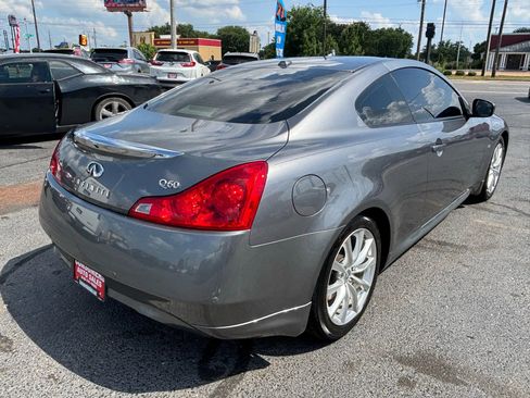 Used 2014 INFINITI Q60 Journey w/ Premium Package image 17