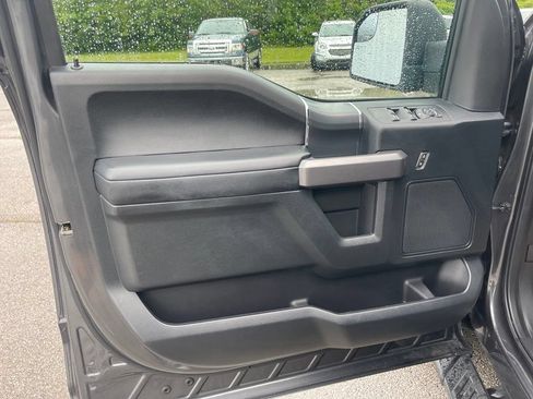 Used 2020 Ford F150 XLT w/ Equipment Group 302A Luxury AWD/4WD image 14
