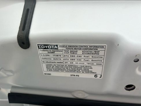 Used 2019 Toyota Tacoma SR RWD image 32