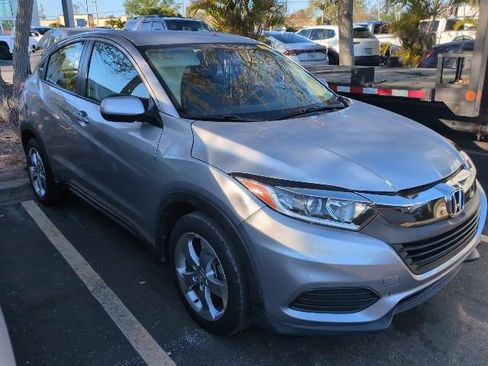 Used 2021 Honda HR-V LX image 6