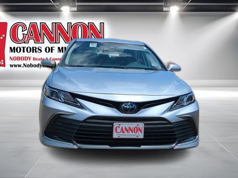 Used 2024 Toyota Camry LE FWD image 2