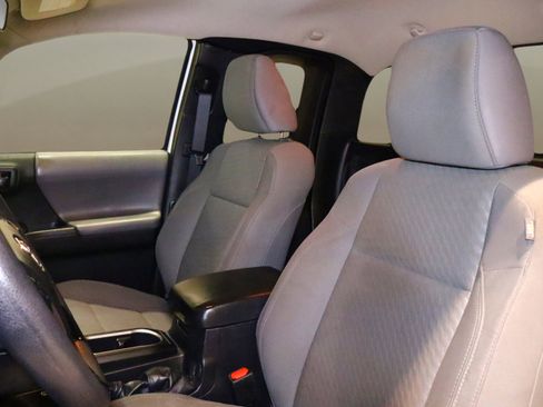 Used 2021 Toyota Tacoma SR image 15