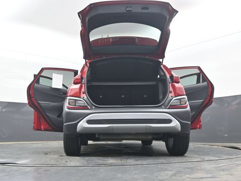 Used 2022 Hyundai Kona SEL w/ Cargo Package FWD image 43