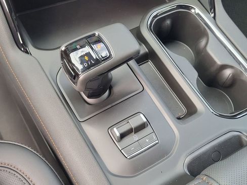 New 2026 GMC Sierra 1500 AT4 w/ AT4 Premium Package AWD/4WD image 20