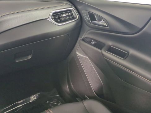 Used 2022 Chevrolet Equinox Premier image 20