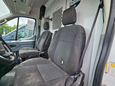 Used 2016 Ford Transit 250 148 Medium Roof RWD image 4