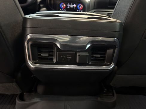 Used 2022 GMC Sierra 2500 AT4 w/ Gooseneck/5TH Wheel Package AWD/4WD image 16