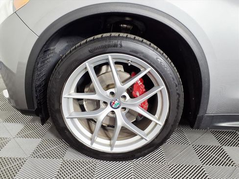 Used 2018 Alfa Romeo Stelvio Ti image 7
