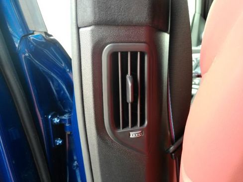 Used 2025 BMW XM AWD/4WD image 32