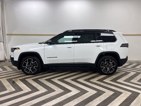 New 2026 Jeep Cherokee Overland AWD/4WD image 3