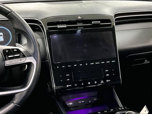 Used 2023 Hyundai Tucson Limited image 18