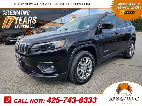 Used 2020 Jeep Cherokee Latitude Plus w/ Cold Weather Group AWD/4WD image 1