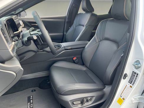 Certified 2026 Toyota Crown Signia w/ Advanced Technology Package AWD/4WD image 11