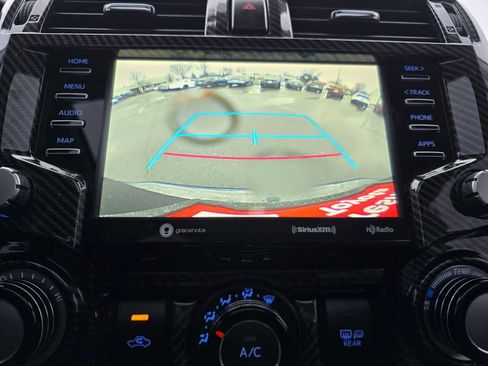 Used 2022 Toyota 4Runner SR5 Premium image 33