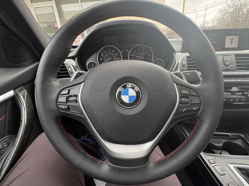 Used 2018 BMW 330i xDrive 330i xDrive image 19