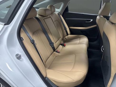 Used 2025 Hyundai Sonata Limited image 32