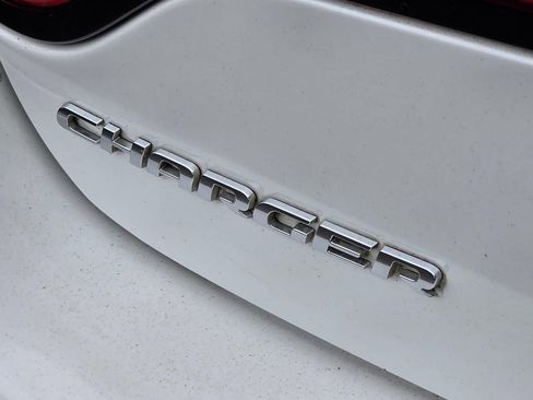 Used 2016 Dodge Charger SXT w/ Plus Group RWD image 5